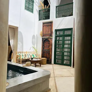riad-majwril.marrakeshhotelsmorocco.com/